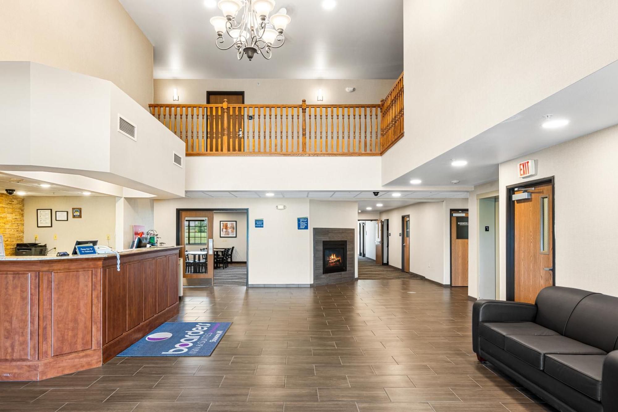 Boarders Inn & Suites By Cobblestone Hotels - Shawano Exteriör bild