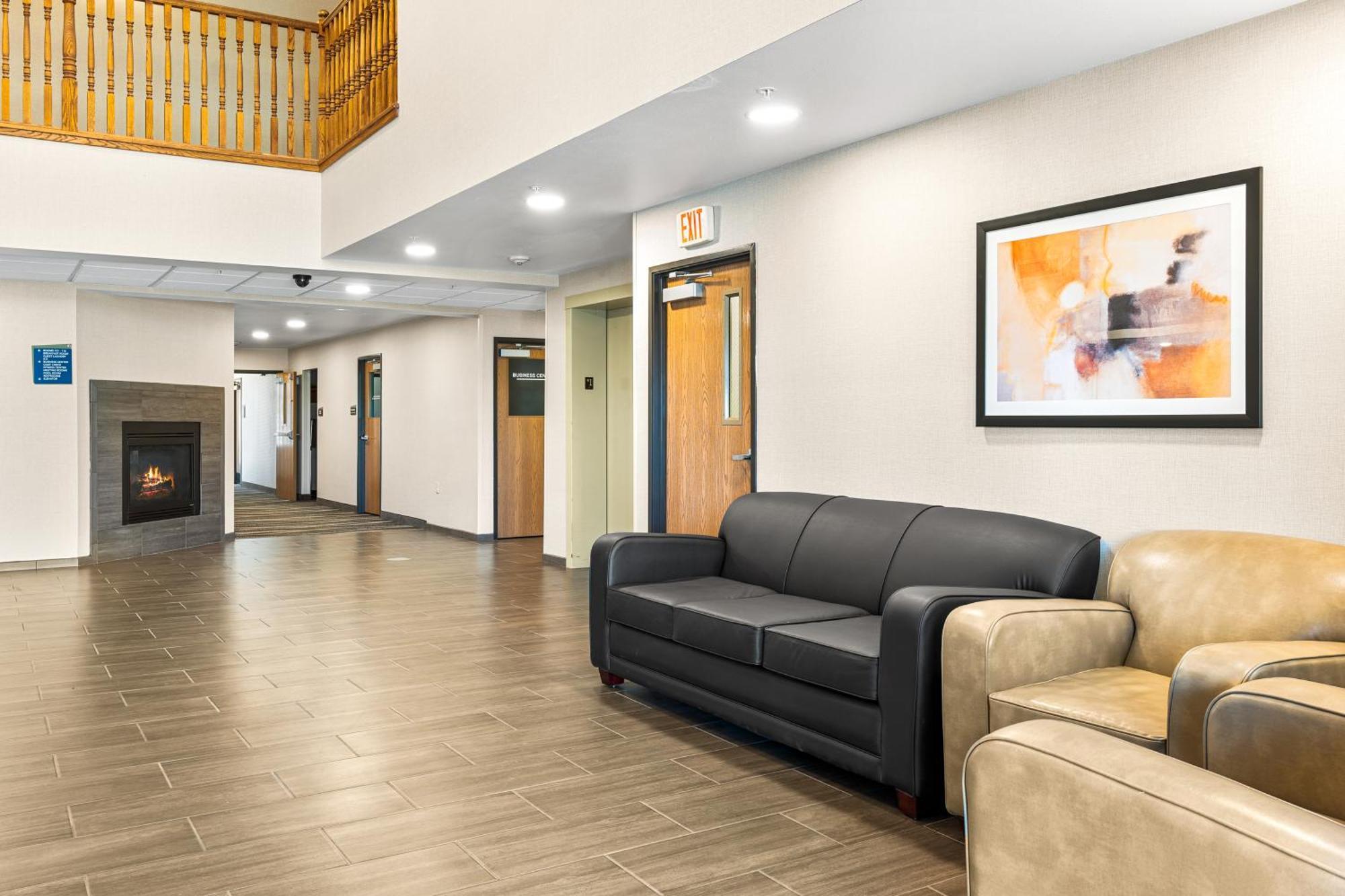 Boarders Inn & Suites By Cobblestone Hotels - Shawano Exteriör bild
