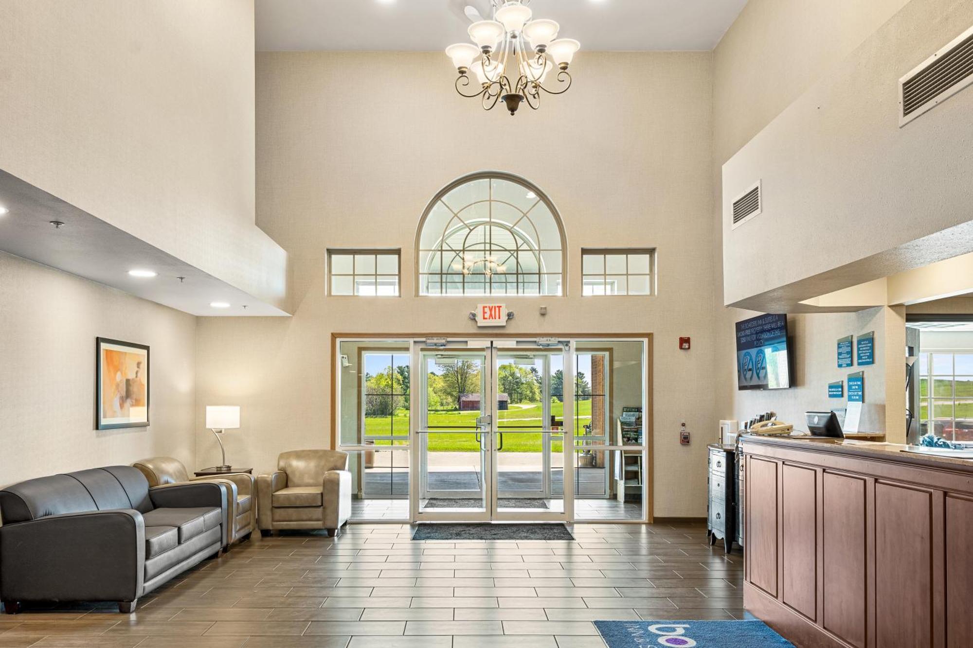 Boarders Inn & Suites By Cobblestone Hotels - Shawano Exteriör bild