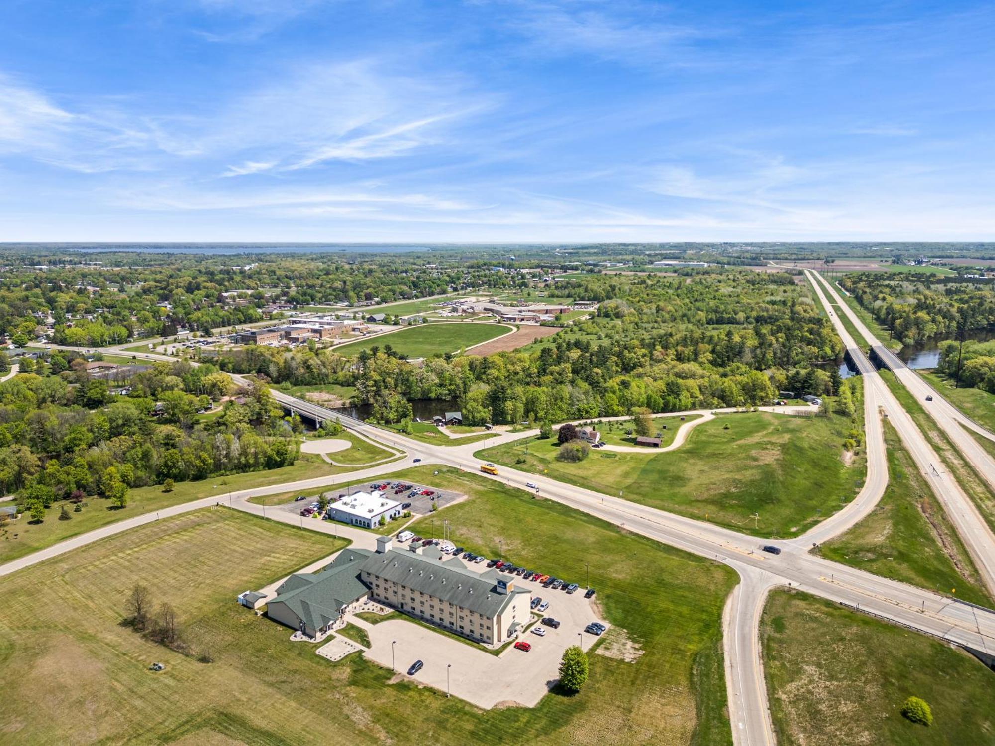 Boarders Inn & Suites By Cobblestone Hotels - Shawano Exteriör bild