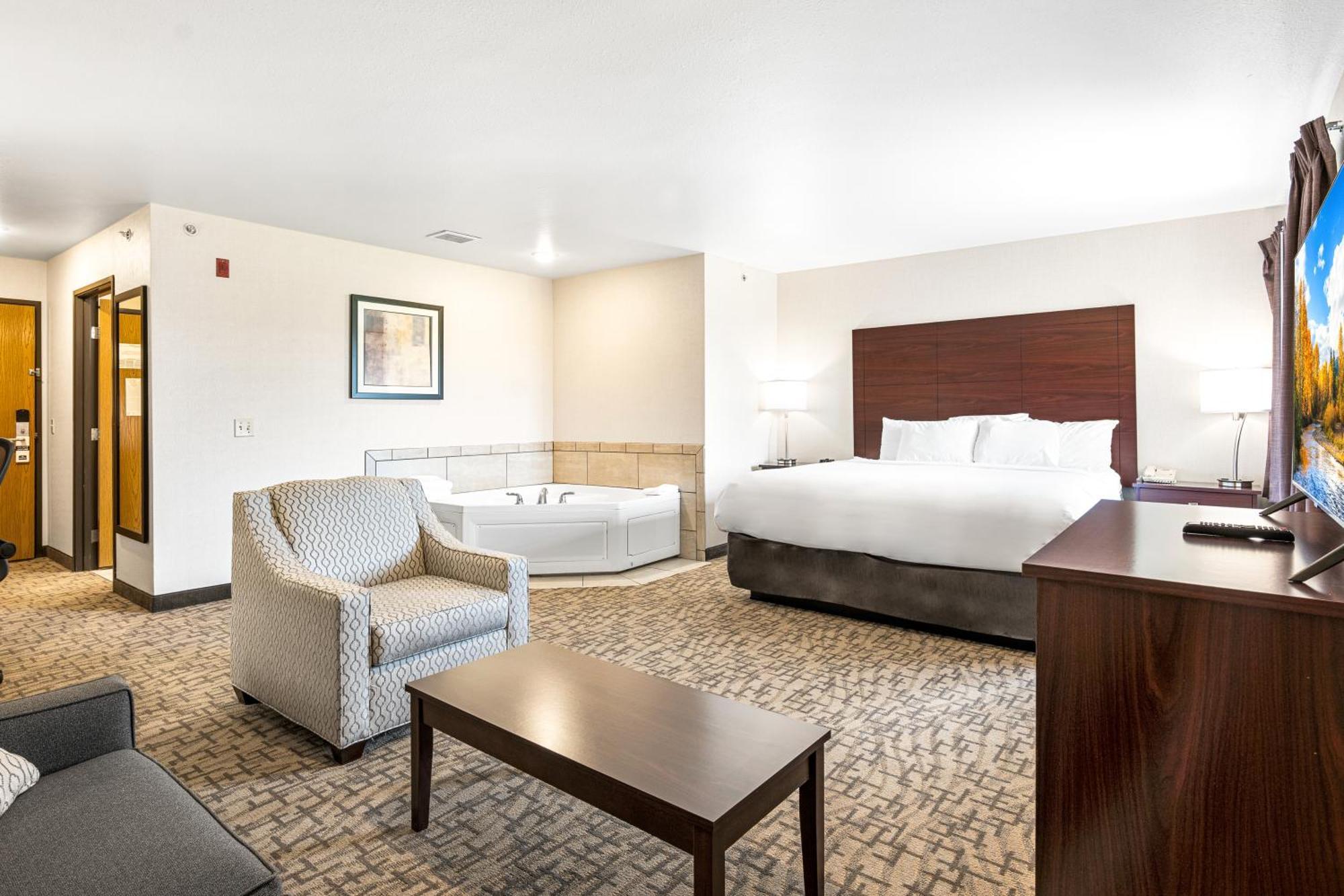 Boarders Inn & Suites By Cobblestone Hotels - Shawano Exteriör bild