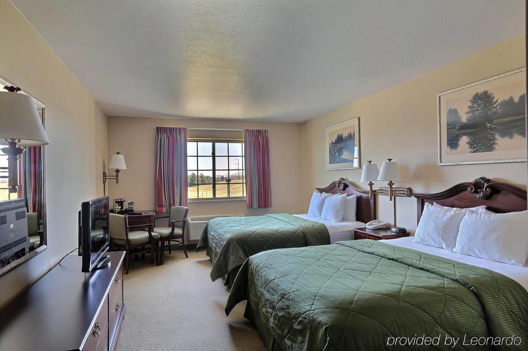 Boarders Inn & Suites By Cobblestone Hotels - Shawano Exteriör bild