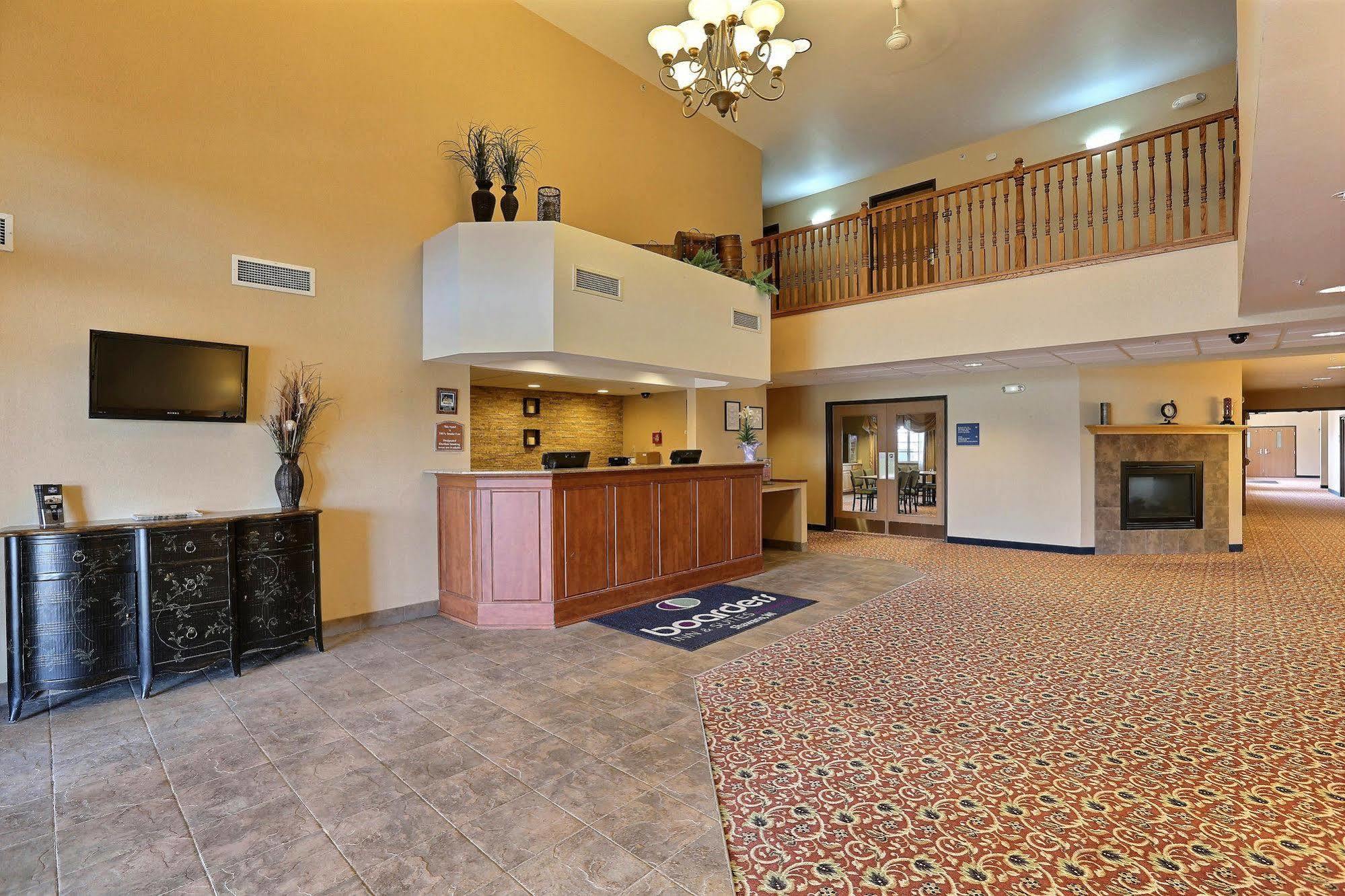 Boarders Inn & Suites By Cobblestone Hotels - Shawano Exteriör bild